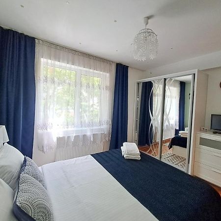 Blue Sky Apartment Ploieşti Extérieur photo