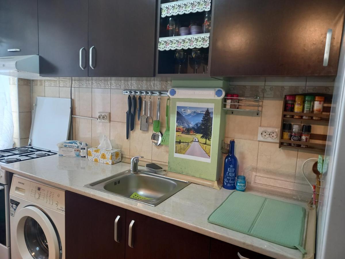 Blue Sky Apartment Ploieşti Extérieur photo